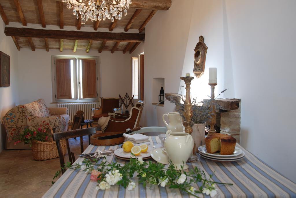 Casarciccia Guest House Todi Room photo